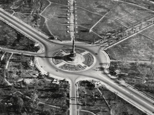 Siegessaule años después de haber acabado la II Guerra Mundial