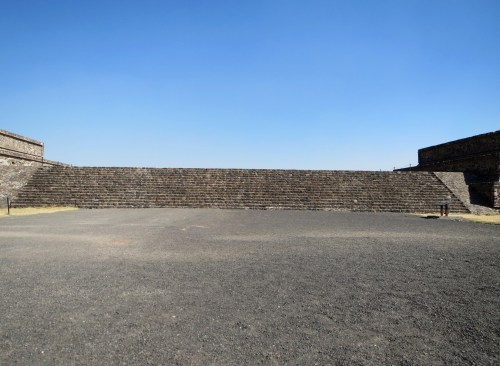 Calzada de los Muertos 2