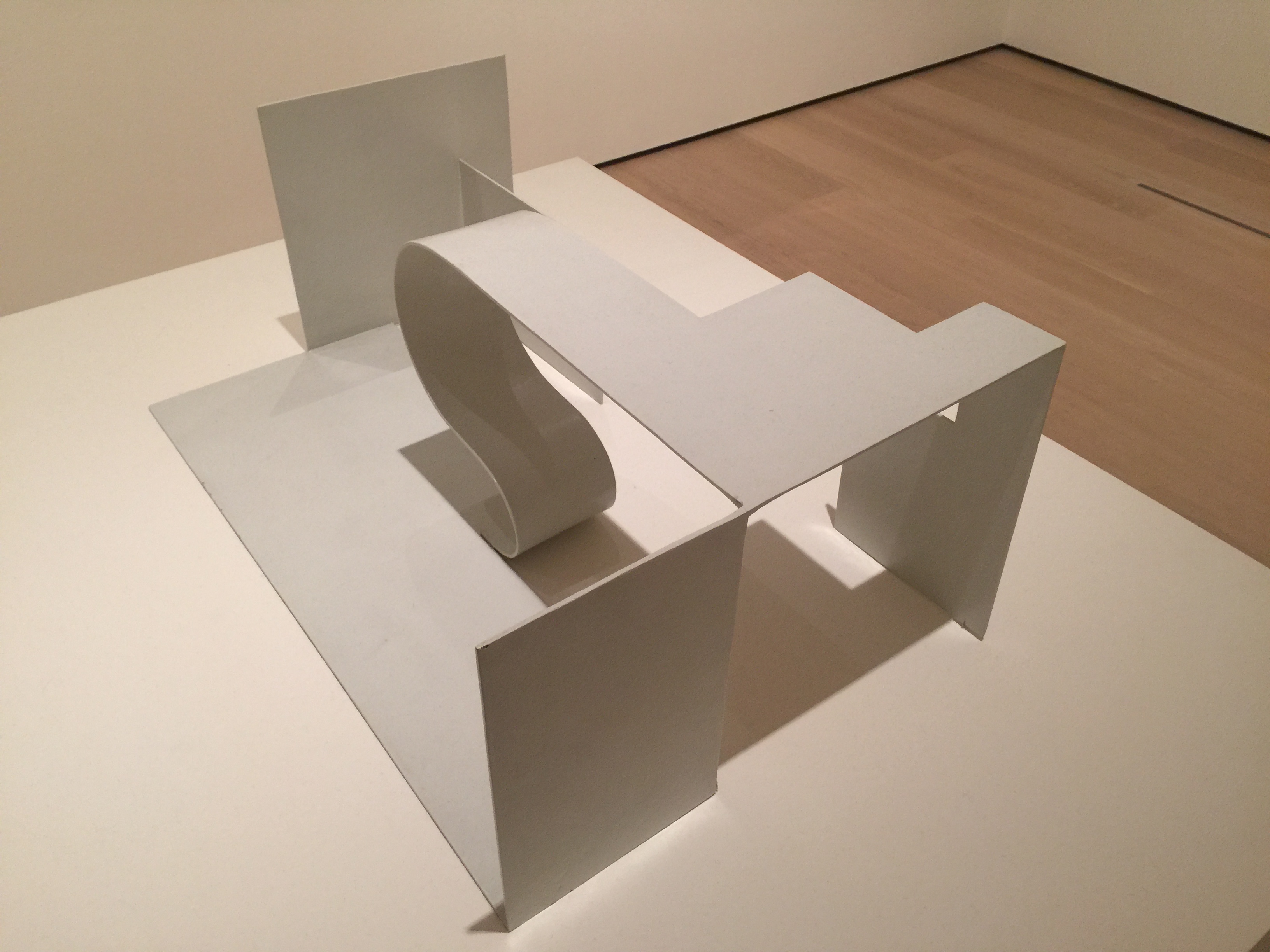 Spatial Composition, Katarzyna Kobro, Painted Steel, 1929. Muzeum Sztuki, Lodz.